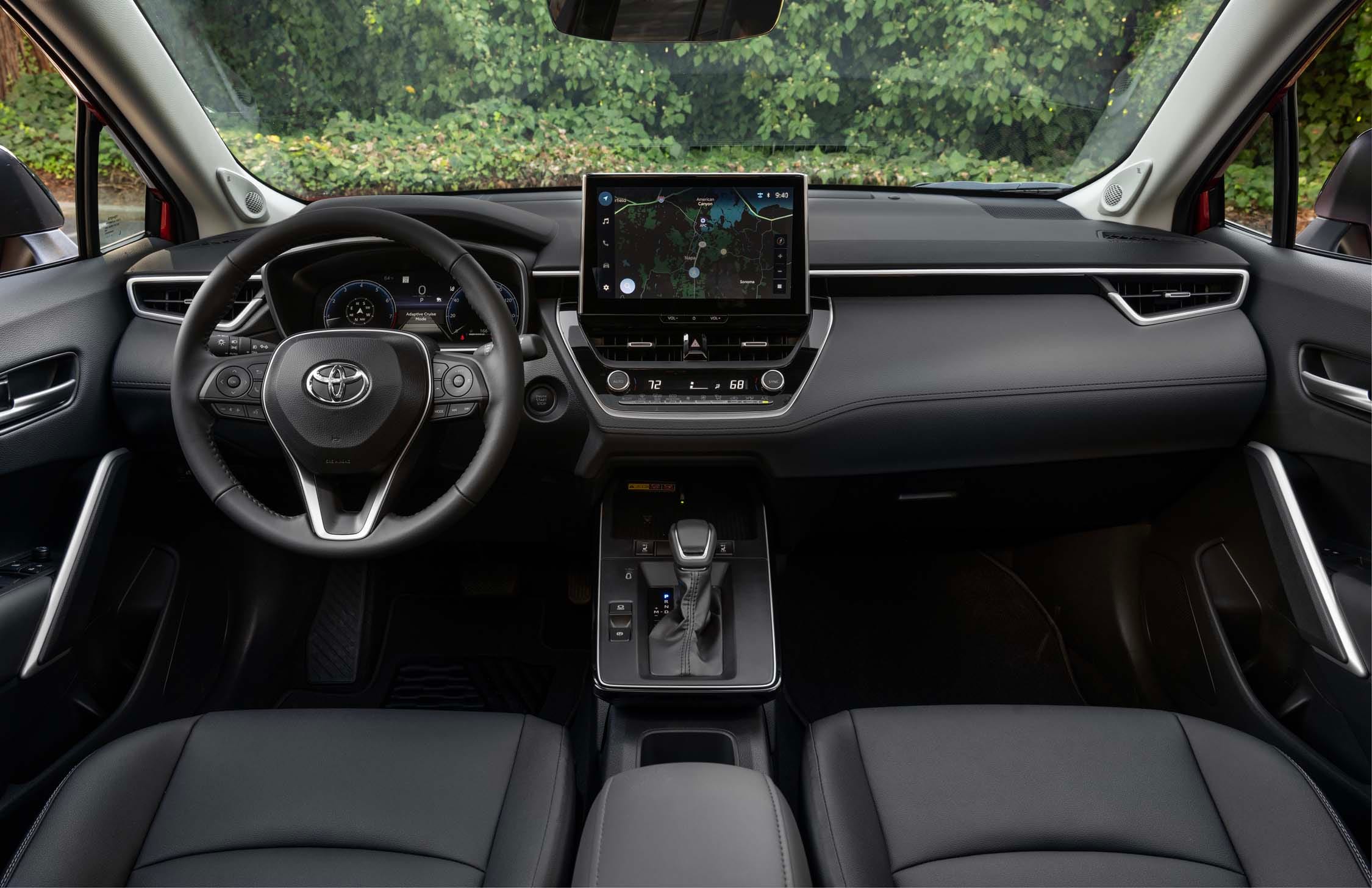 Toyota Corolla Cross - Interior
