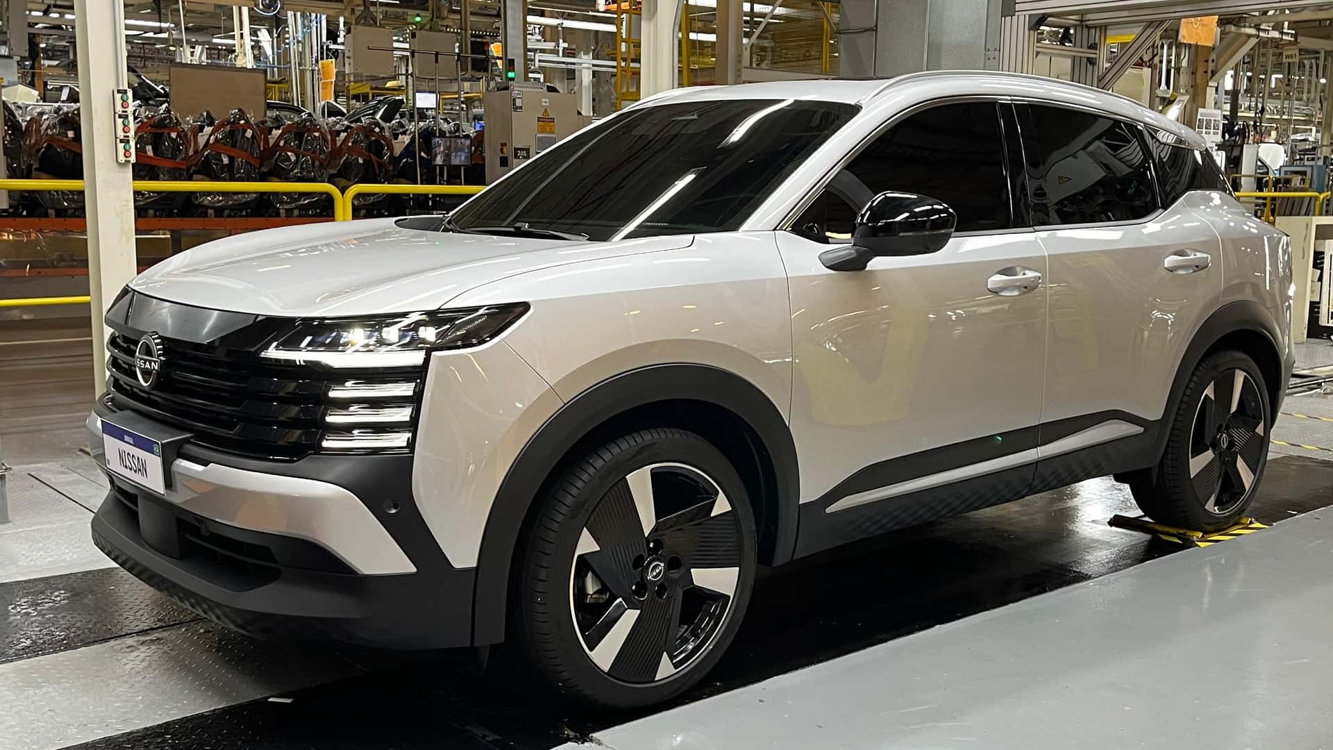 Nissan Kicks - Lateral